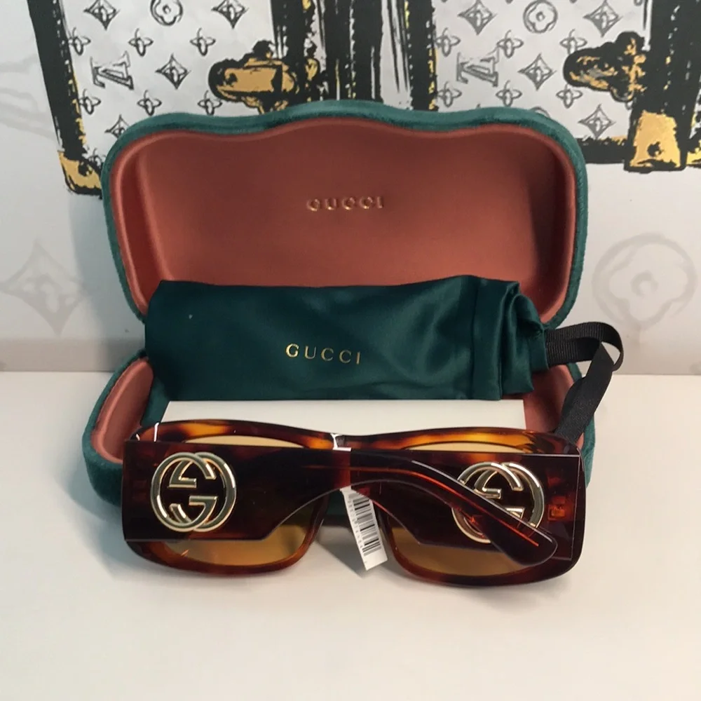 New Authentic Gucci Tortoiseshell Sunglasses with Brown Lenses GG1251s 002